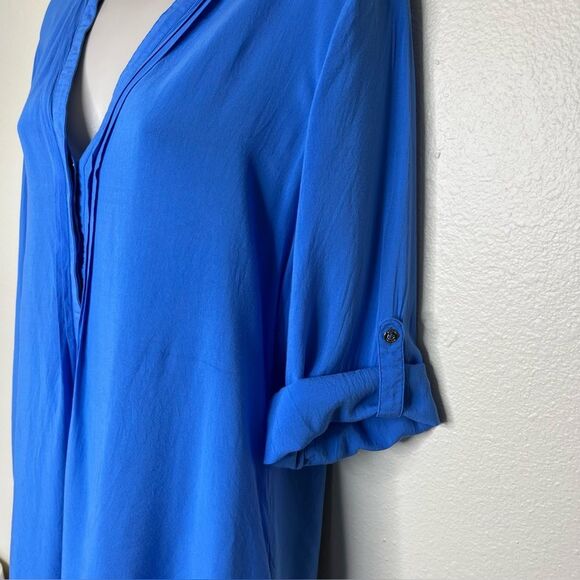 Lilly Pulitzer Blue Popover Roll Tab Long Sleeve Rayon Shirt Women Medium FLAWED - Picture 5 of 13